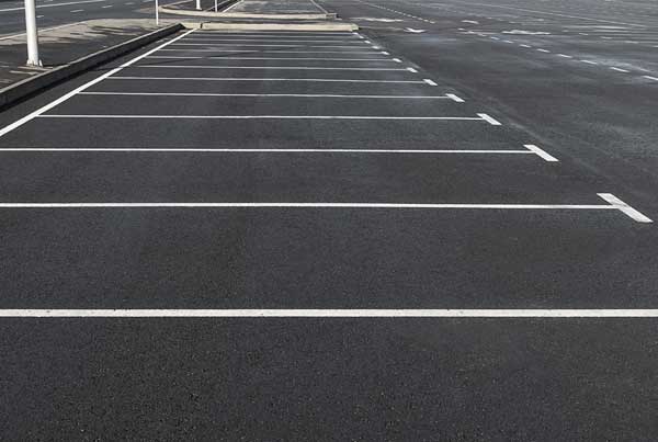 Asphalt Parking Lot Installation